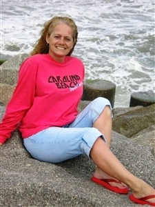 Bonnie Hamilton Photo 8