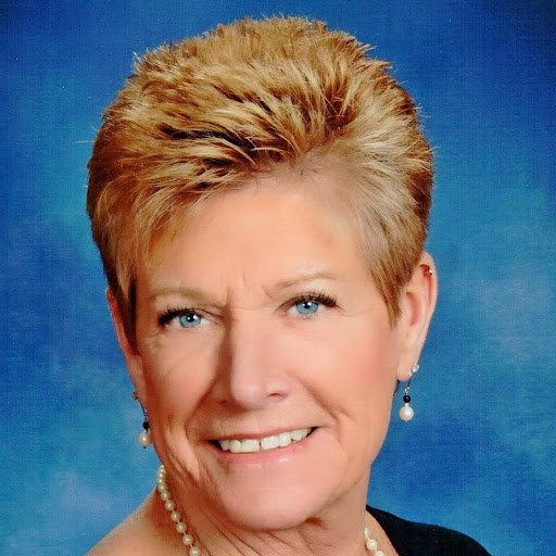 Nancy Thomas Photo 21