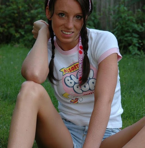 Catherine West Photo 28