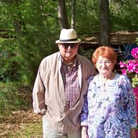 Betty Hodges Photo 32
