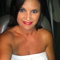 Angela Bragg Photo 7
