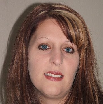 Amanda Ferry Photo 34