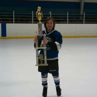 Angela Pfeiffer Photo 16