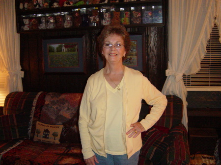 Mary Hartley Photo 35