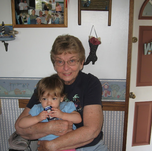 Betty Carlson Photo 12