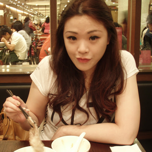 Martina Lee Photo 12