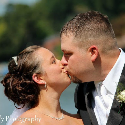 Sarah Chaney Photo 10