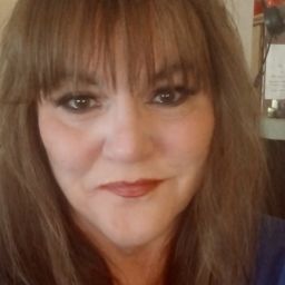 Angela Padgett Photo 40