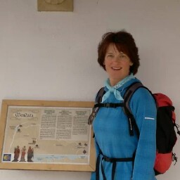 Deirdre Larkin Photo 11