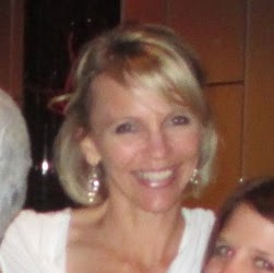 Michele Hayes Photo 40