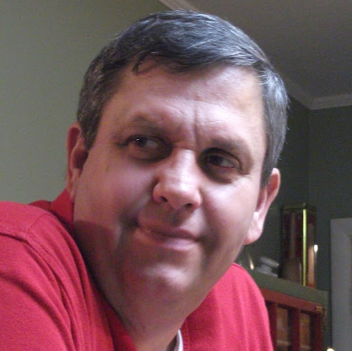 Robert May Photo 26
