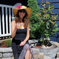 Lori Carmichael Photo 7