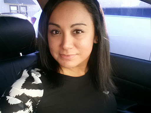 Claudia Ponce Photo 34