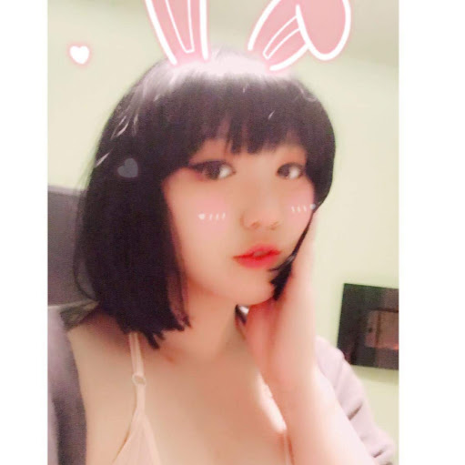 Jenny Chau Photo 19