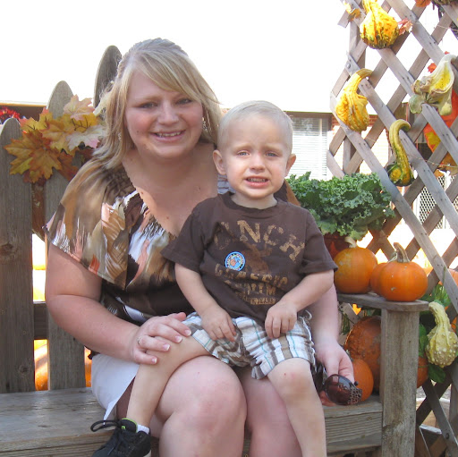 Lacy Campbell Photo 20