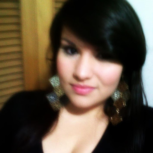 Joy Reyes Photo 30