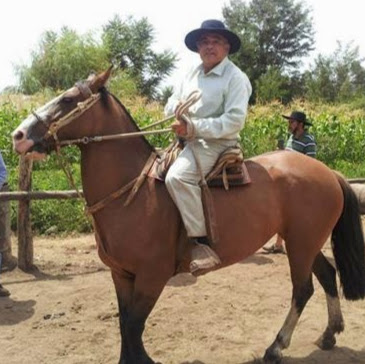 Victor Luna Photo 26