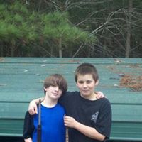 Tucker Sharp Photo 3