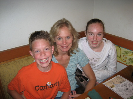 Debra Eldridge Photo 14