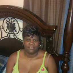 Tonia Harris Photo 34