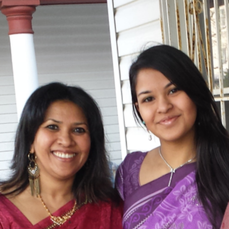 Sarah Mathew Photo 24