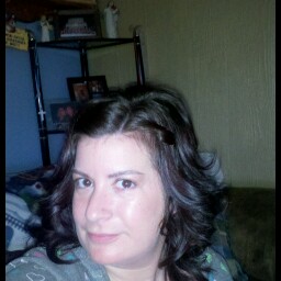 Lori Rowe Photo 39