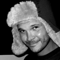 Ryan Wells Photo 22
