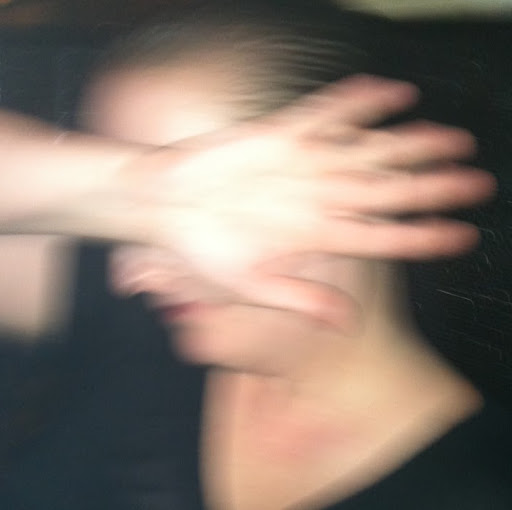 Laurie James Photo 20