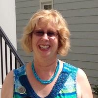 Beth Michaels Photo 30
