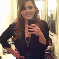Emily Winters Photo 9