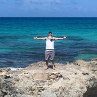Gilbert Salinas Photo 29