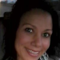 Julia Arnold Photo 28