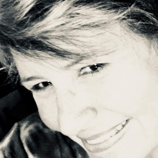 Lori Michael Photo 32