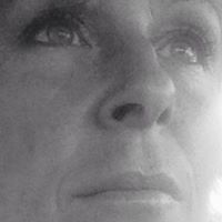 Heather Lawson Photo 15