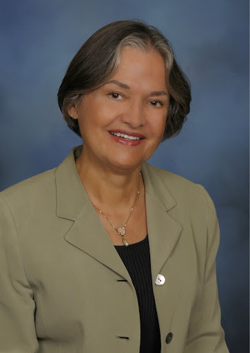 Rita Reynolds Photo 25