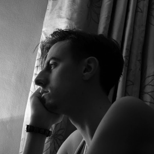 Giles Taylor Photo 21
