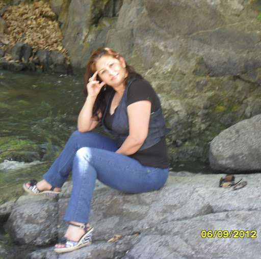 Mirna Herrera Photo 12