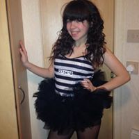 Hannah Gill Photo 17