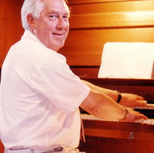 Gordon Williams Photo 24