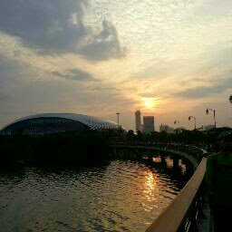 Xiaohong Zhang Photo 13