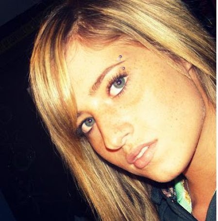Christina Ray Photo 7