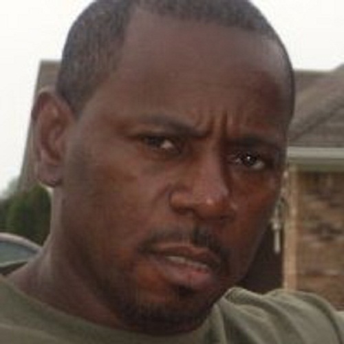 Danny Wells Photo 8