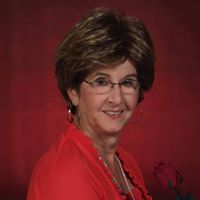 Linda Roberts Photo 23