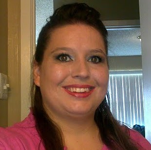 Jennifer Oliver Photo 32