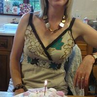 Caroline Pugh Photo 9