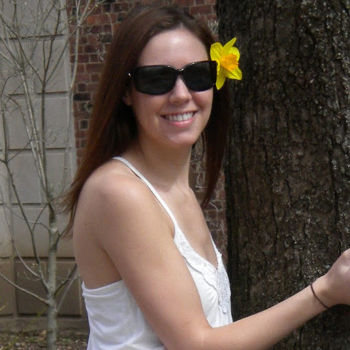 Candace Martin Photo 3