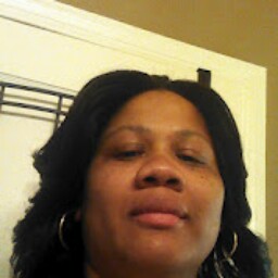 Renee Thornton Photo 32