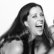 Laura Swartz Photo 36