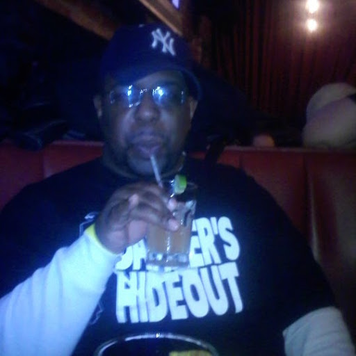Darrell Taylor Photo 35