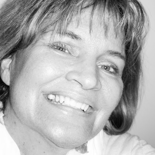 Cynthia Bowden Photo 26